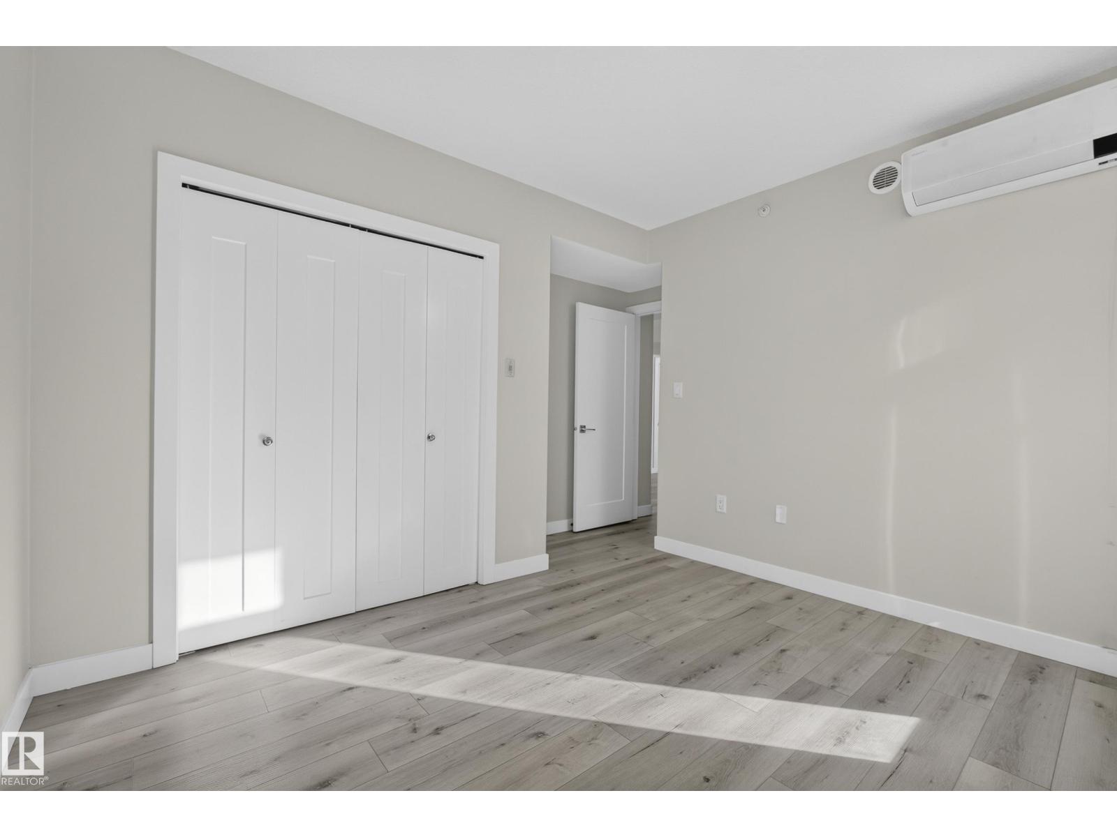 #405 10227 115 ST NW - 20