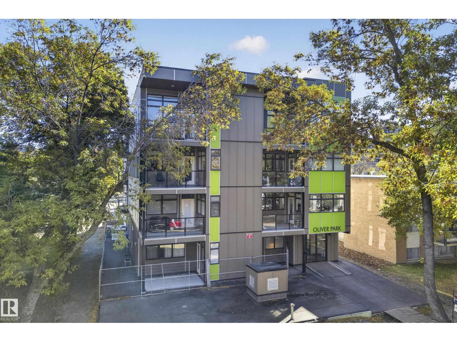 #405 10227 115 ST NW - 34