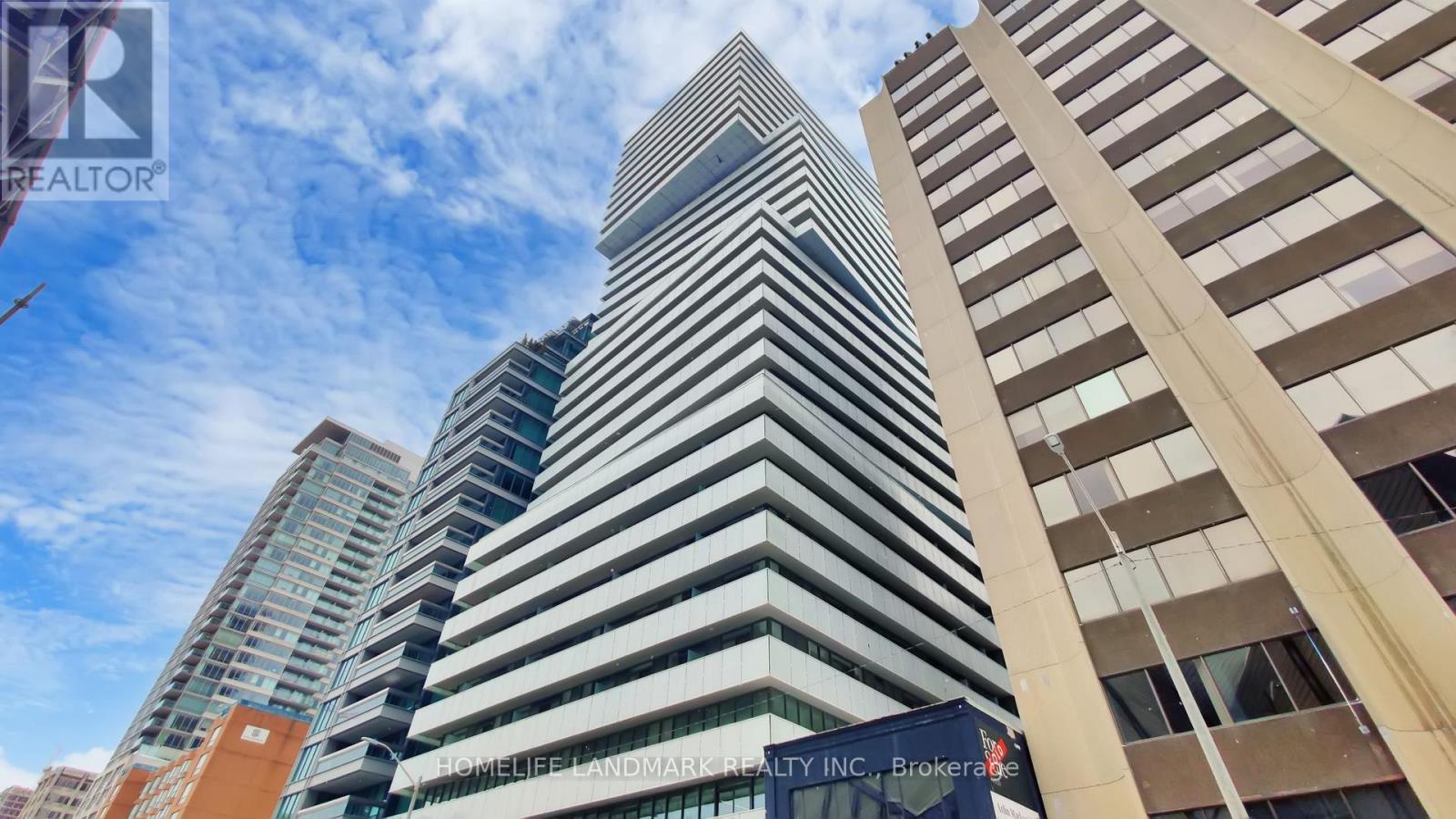 #2305 200 BLOOR STREET W - 3