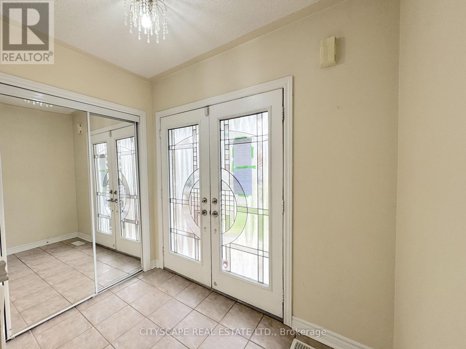 4 SAVITA ROAD - 6