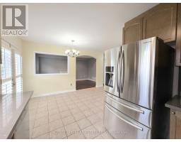 Bathroom - 4 Savita Road, Brampton, ON L7A3T2 Photo 14