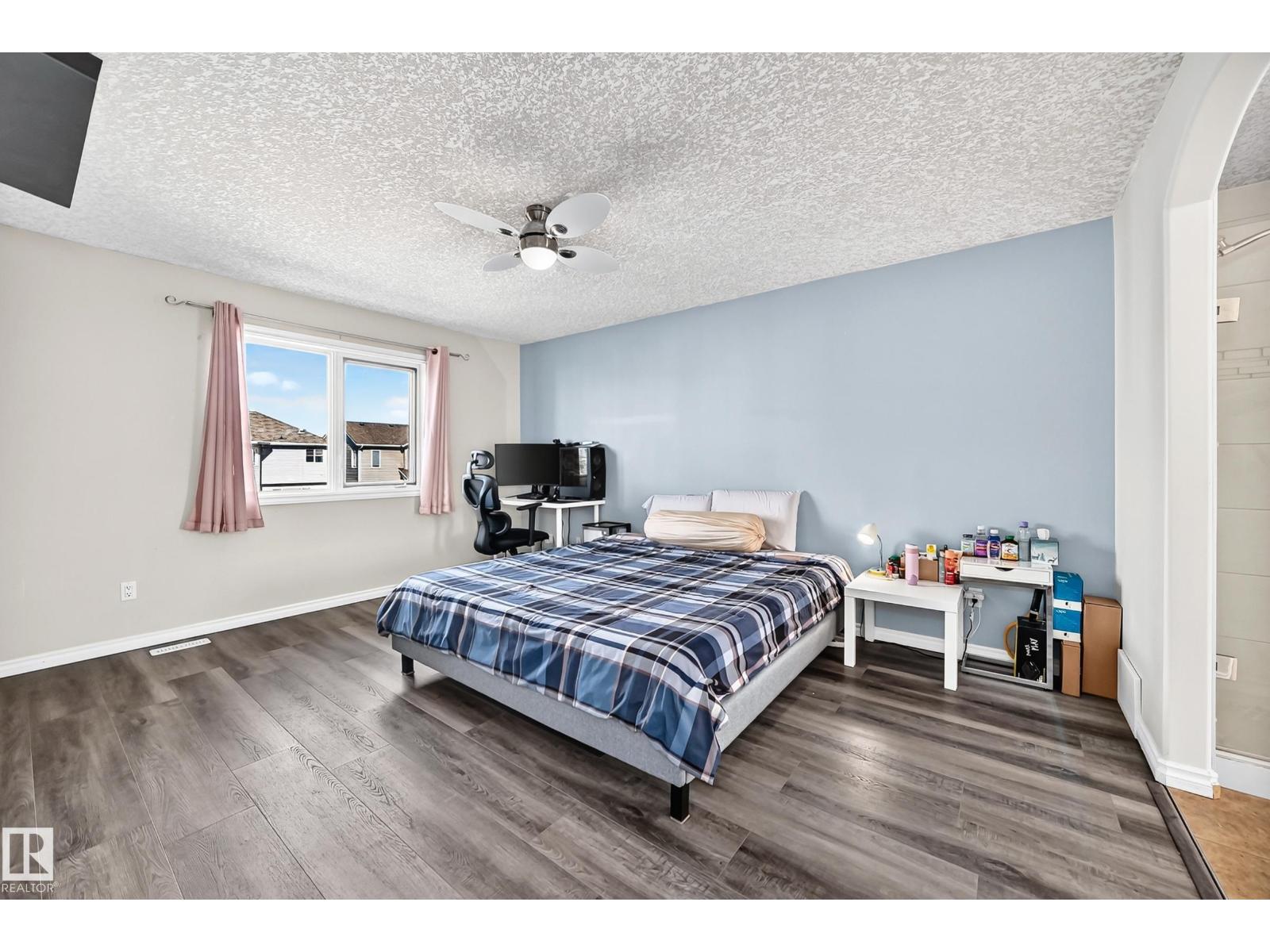 11832 173 AV NW - 36
