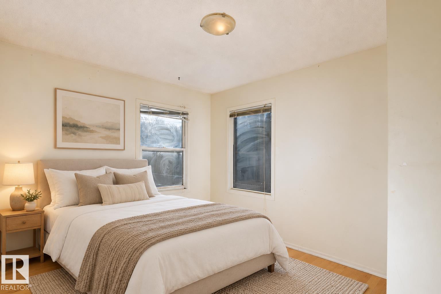 11321 89 ST NW - 11