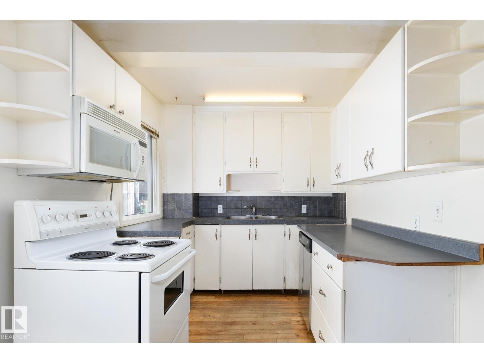 11321 89 ST NW - Image 8