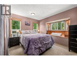 4530 Thompson Clarke Dr E, Bowser, BC V0R1G0 Photo 17