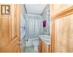 45 Points West Resort, Sylvan Lake, AB T4S1T3 Photo 11