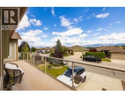 2060 Spyglass Way, West Kelowna, BC V1Z3Z7 Photo 18