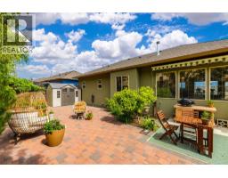 2060 Spyglass Way, West Kelowna, BC V1Z3Z7 Photo 21