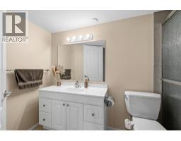 2060 Spyglass Way, West Kelowna, BC V1Z3Z7 Photo 35