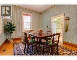 4pc Bathroom - 62 Lacroix Street, Chatham, ON N7M2T6 Photo 9
