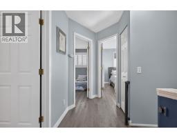 9, 567 Edmonton Trail NE - photo 23