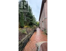 96 Bradgate Drive, Markham, ON L3T7M3 Photo 24