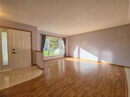 1631 22nd Street, Brandon, MB R2N0M7 Photo 17