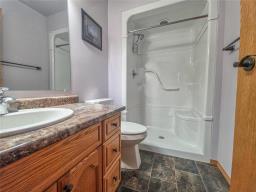 1631 22nd Street, Brandon, MB R2N0M7 Photo 22