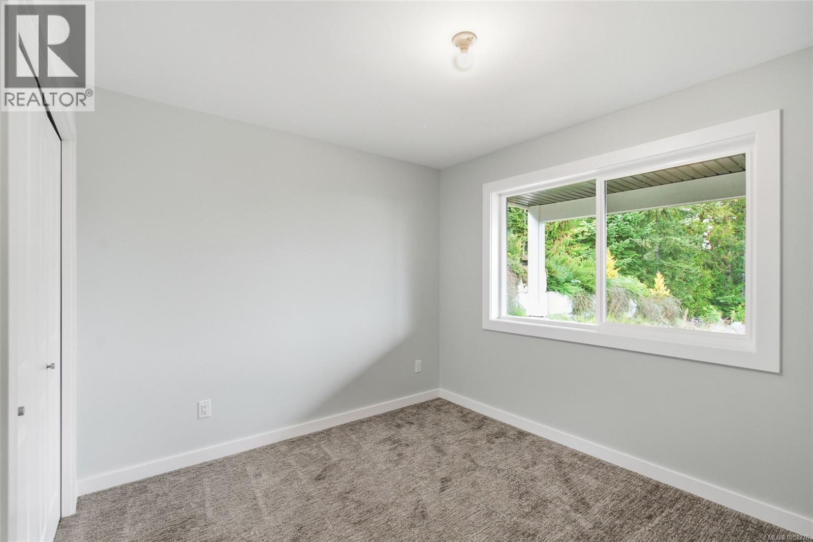 124 Ray Knight Dr - Image 25