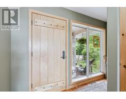 1497 Fox Point Road, Lake Of Bays, ON P0A1H0 Photo 30