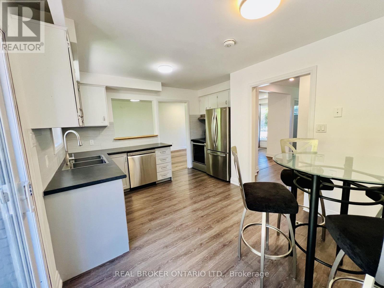 2154 Adullam Avenue, Innisfil photo 10