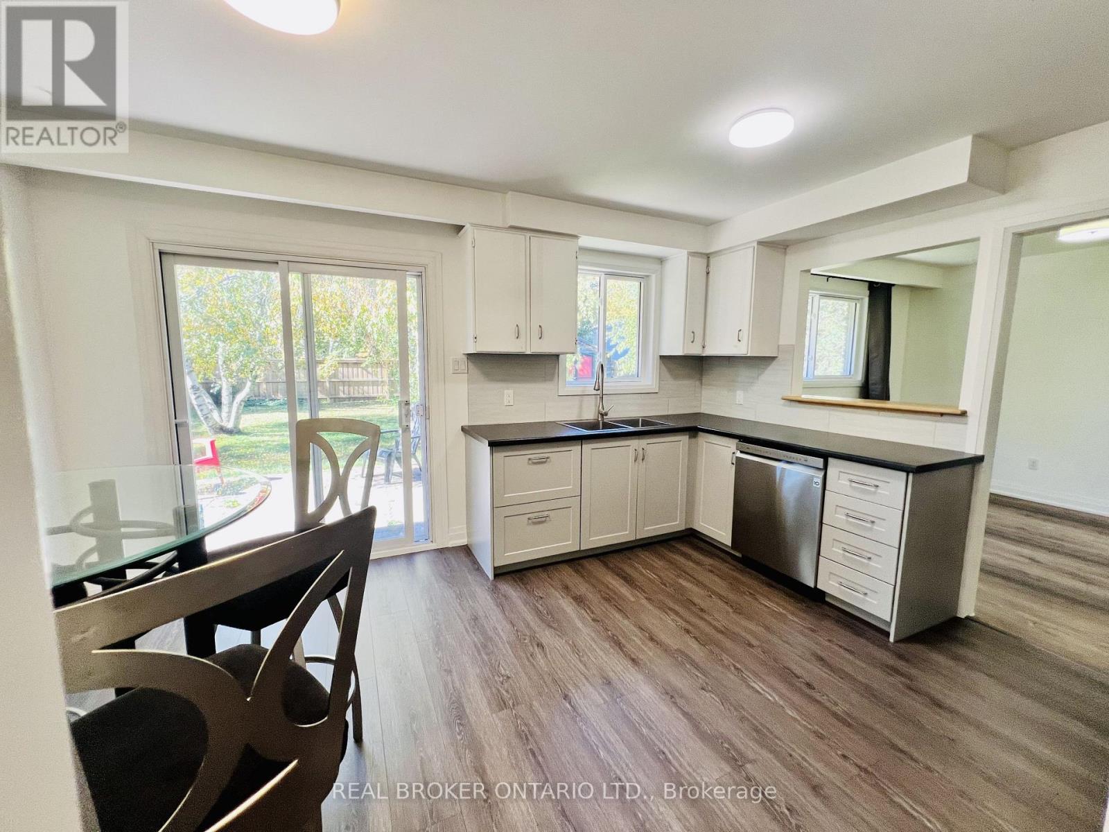 2154 Adullam Avenue, Innisfil photo 9