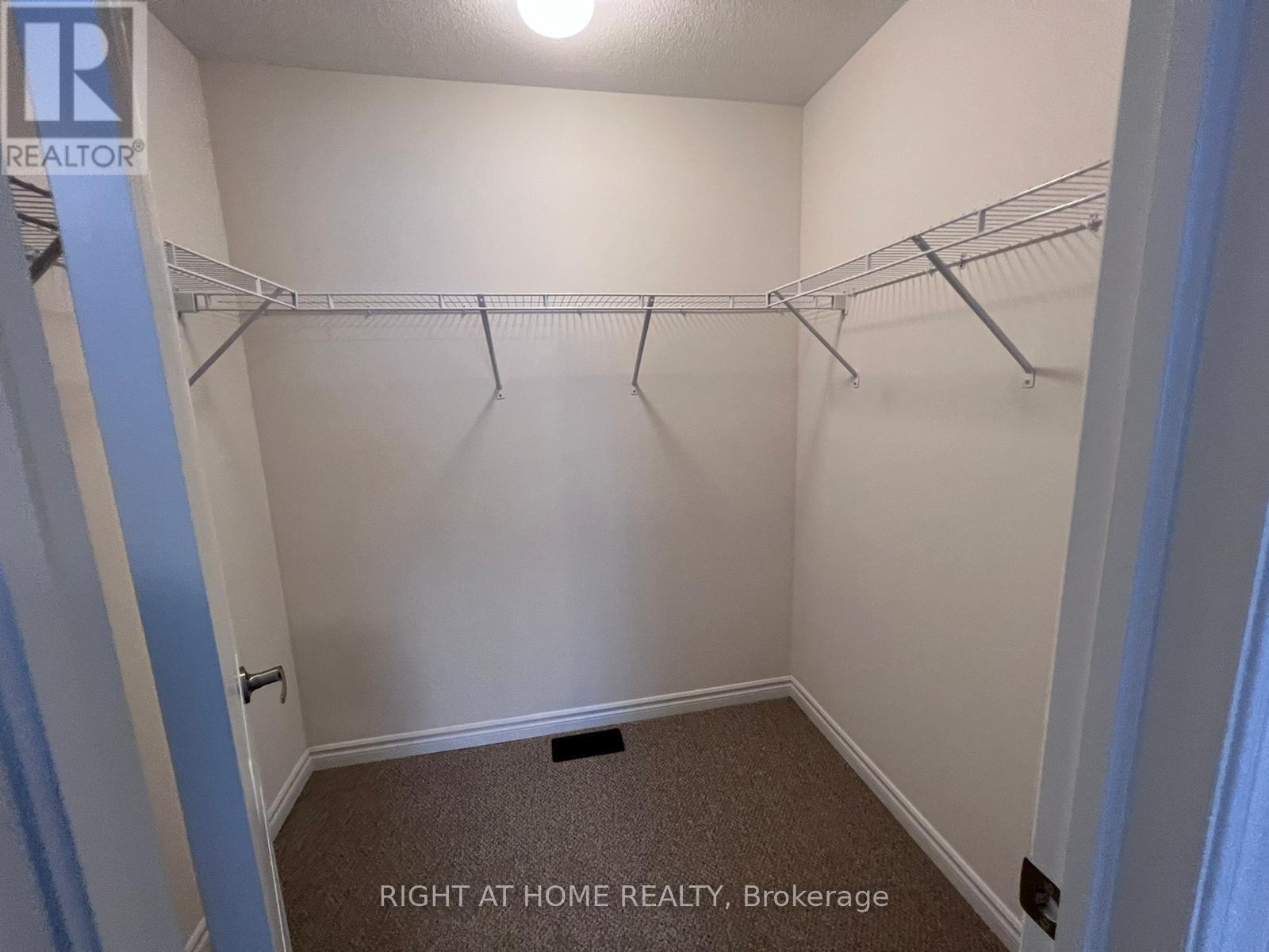 2250 Grainger Loop, Innisfil photo 11