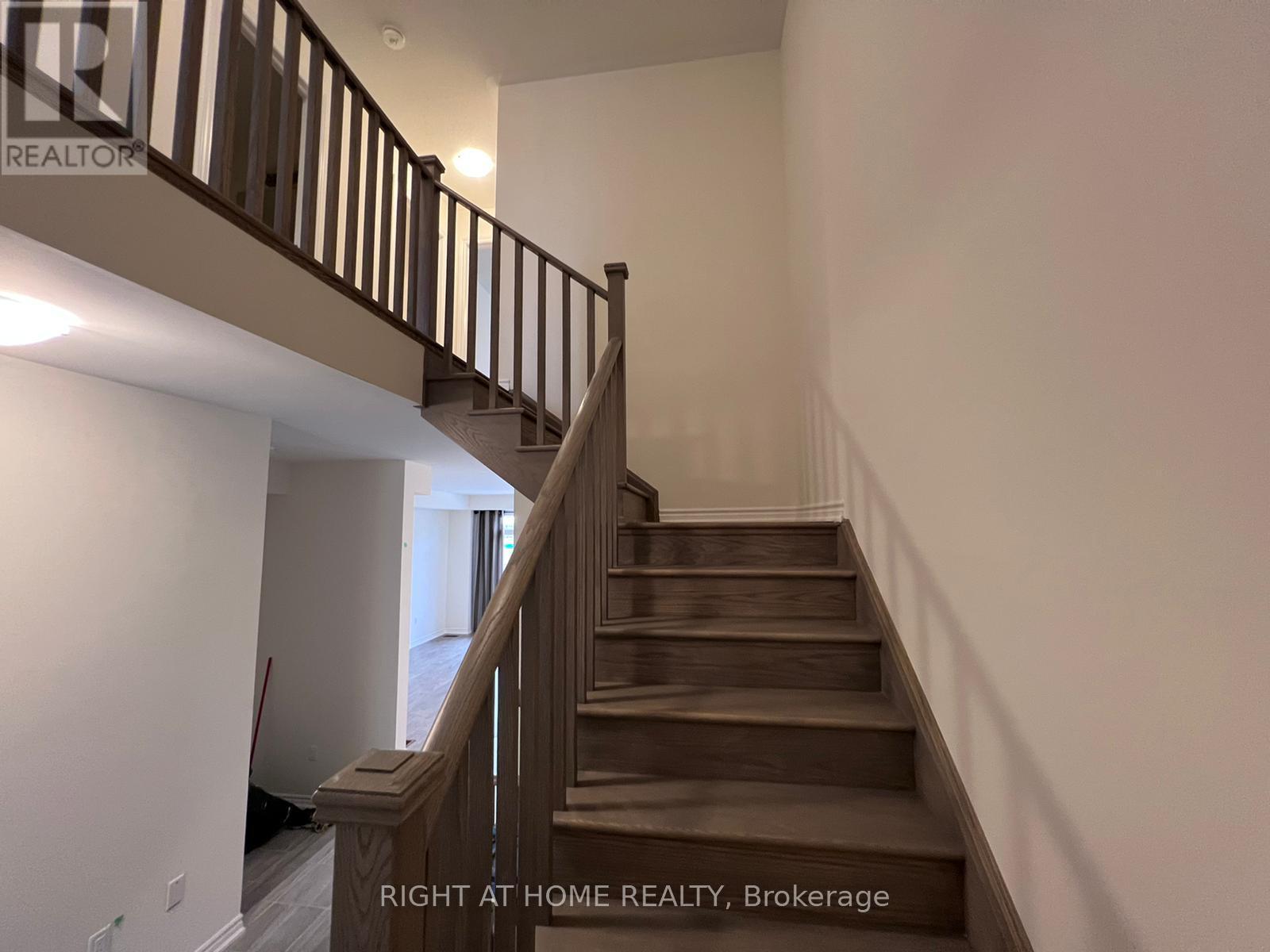 2250 Grainger Loop, Innisfil photo 14