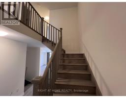 2250 Grainger Loop, Innisfil, ON L9S0N1 Photo 14