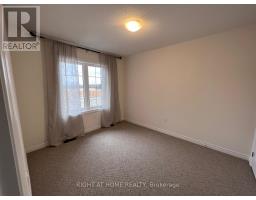 Family room - 2250 Grainger Loop, Innisfil, ON L9S0N1 Photo 7