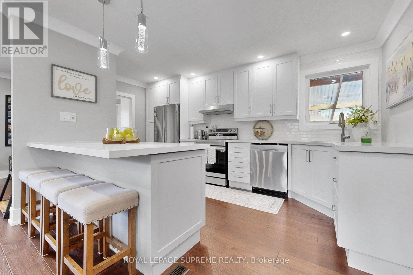 465 Maple Leaf Drive, Toronto, ON photo 14