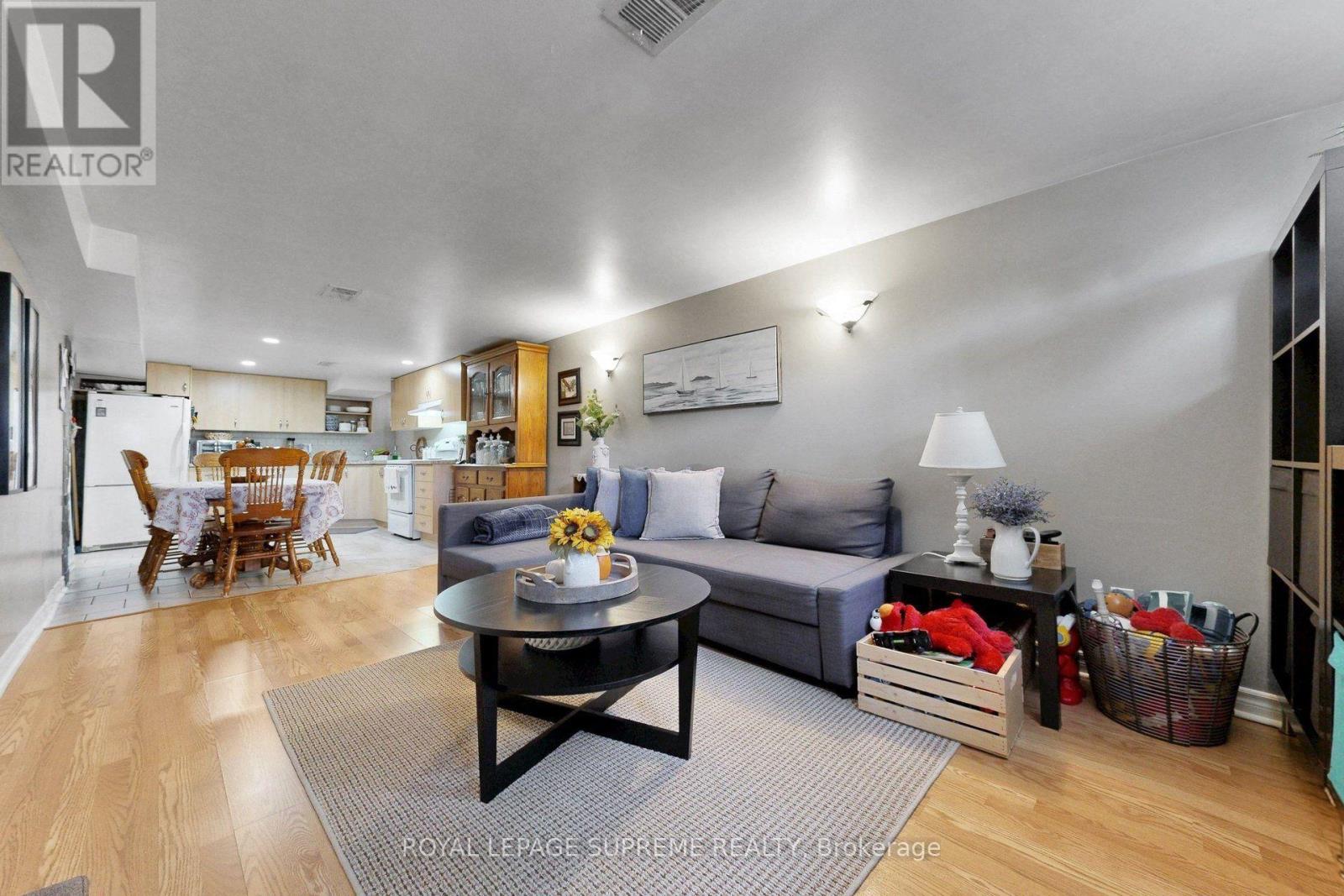 465 Maple Leaf Drive, Toronto, ON photo 43