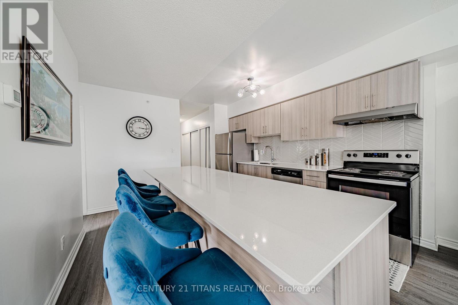 #424 1 FALAISE ROAD - 10