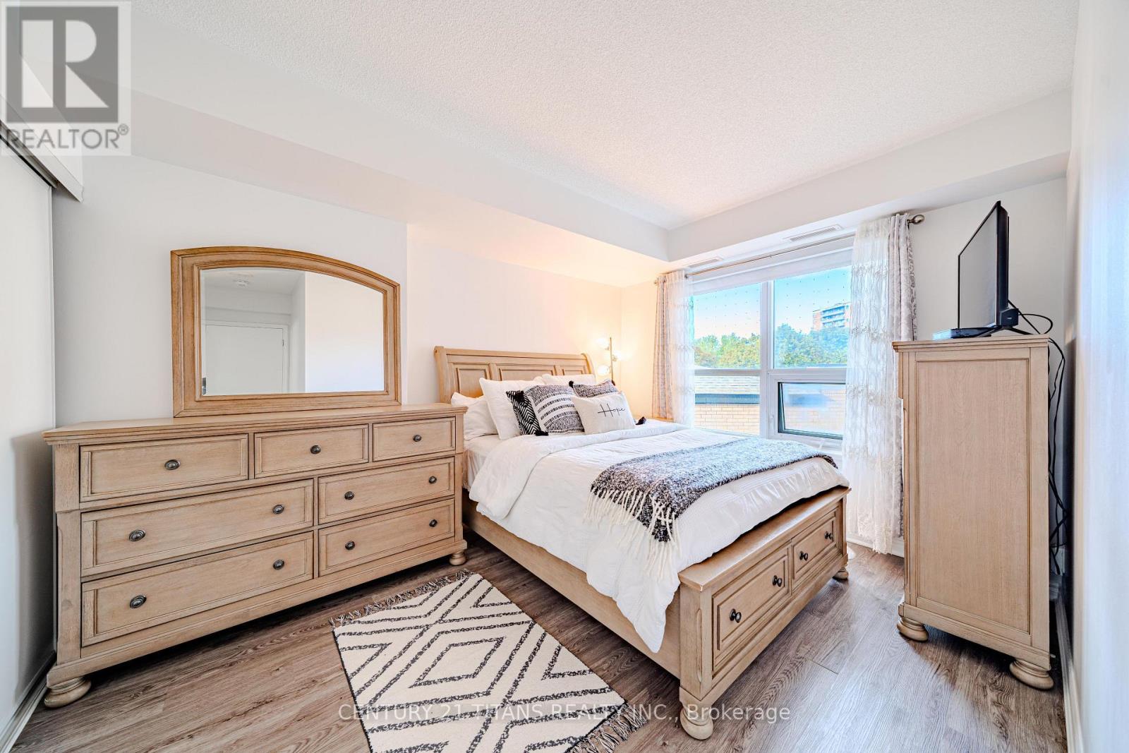 #424 1 FALAISE ROAD - Image 26