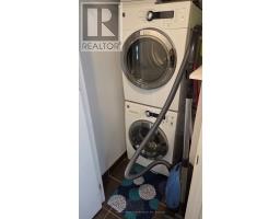 409 - 35 Saranac Boulevard, Toronto, ON M6A2G4 Photo 17