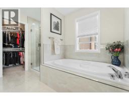 161 Cranleigh Bay SE - photo 37