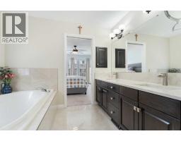 161 Cranleigh Bay SE - photo 34