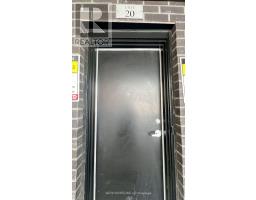 Unit 20-24 Lytham Green Circle, Newmarket, ON L3Y0H5 Photo 9
