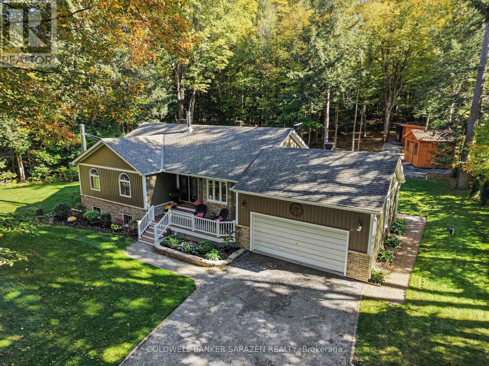 77 LORLEI DRIVE - 41