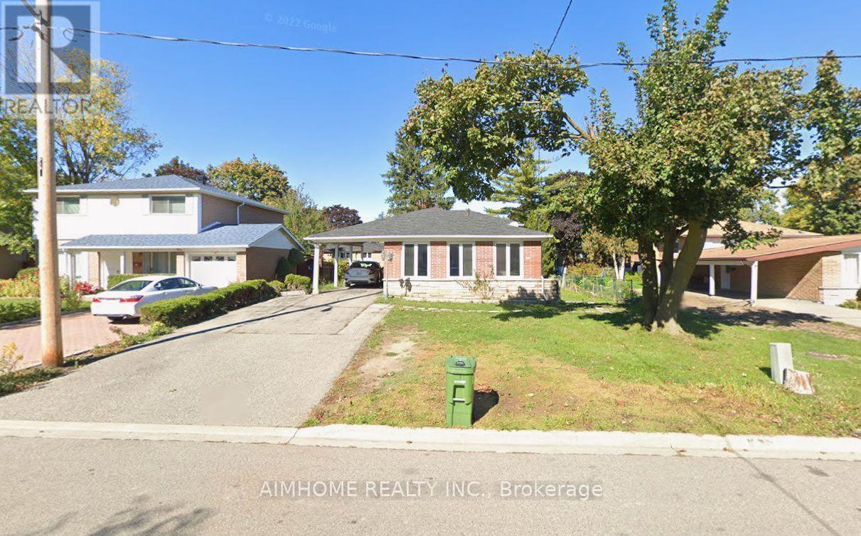20 Lisburn Crescent, Toronto, ON
