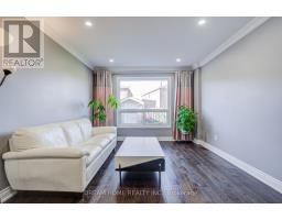 Kitchen - 100 Douglas Haig Drive, Markham, ON L3S1Z4 Photo 9