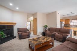 45 Moldan Bay, Winnipeg, MB R2P1C7 Photo 15