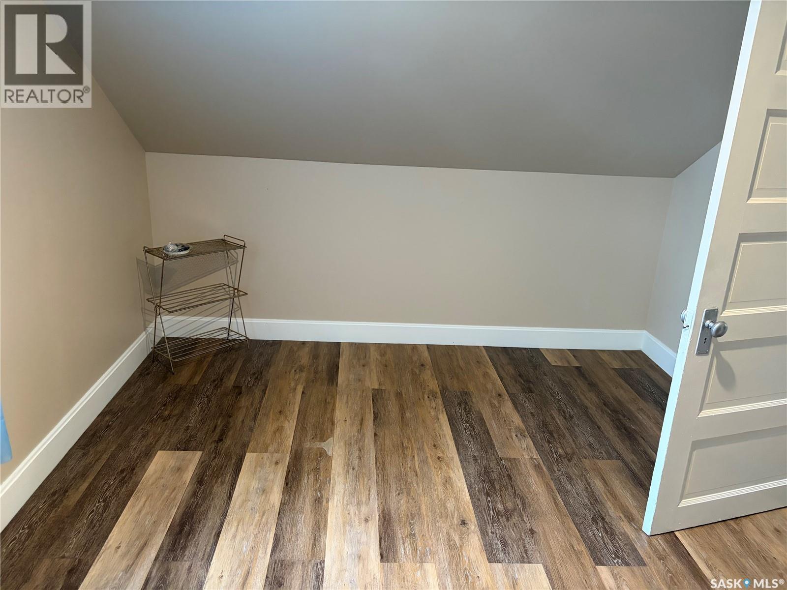 116 5th AVENUE E, Gravelbourg — photo 21