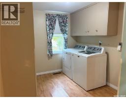 2pc Bathroom - 116 5th Avenue E, Gravelbourg, SK S0H1X0 Photo 11