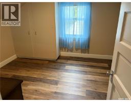 116 5th Avenue E, Gravelbourg, SK S0H1X0 Photo 20
