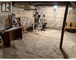 116 5th Avenue E, Gravelbourg, SK S0H1X0 Photo 32