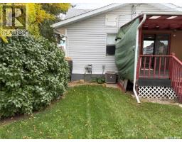 116 5th Avenue E, Gravelbourg, SK S0H1X0 Photo 36