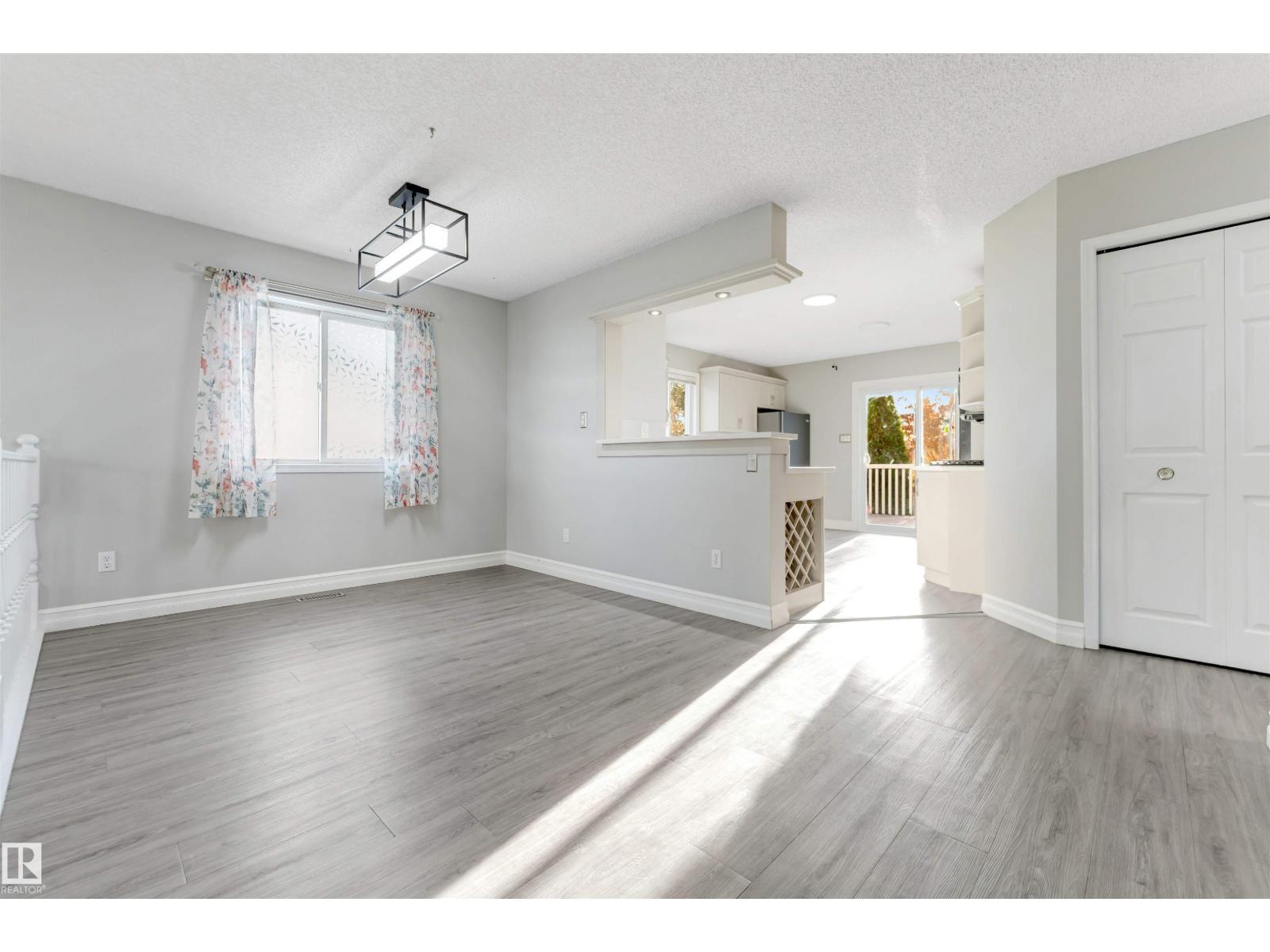 3940 33 ST NW - 16