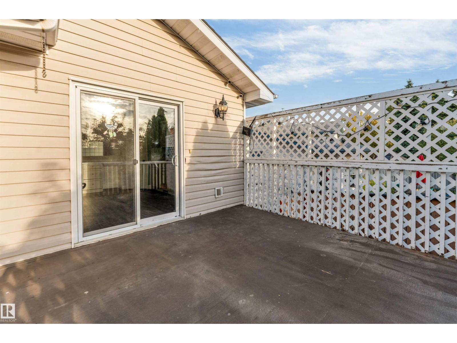 3940 33 ST NW - 38