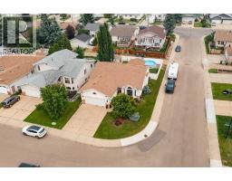 70 Densmore Crescent, Red Deer, AB T4R2L6 Photo 38