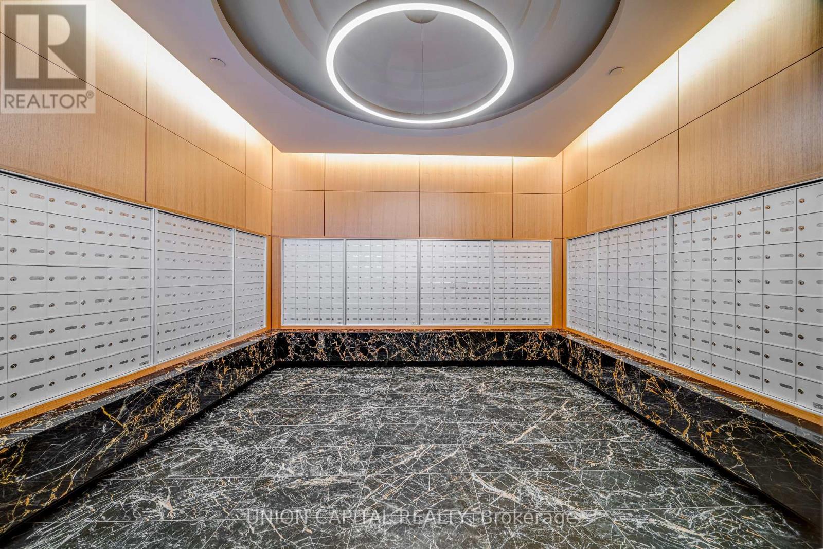 #120 25 ADRA GRADO WAY - Image 38