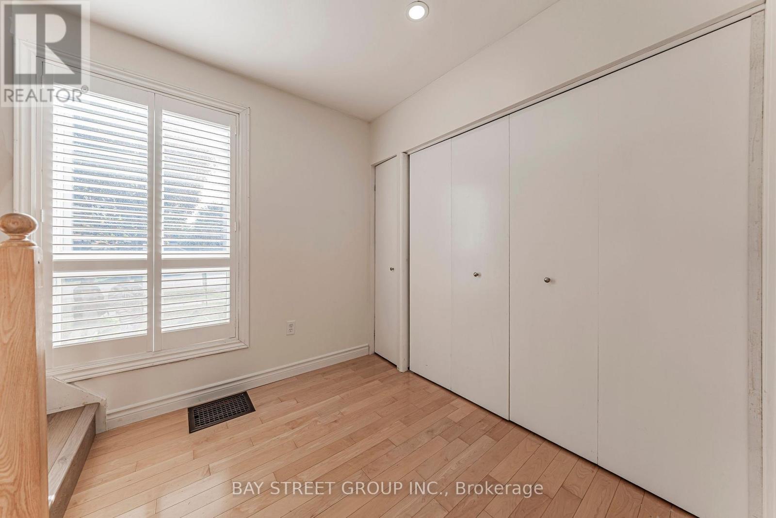 1111 KENT AVENUE - 17
