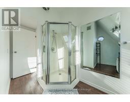 1111 Kent Avenue, Oakville, ON L6H1Z9 Photo 29