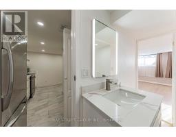 1111 Kent Avenue, Oakville, ON L6H1Z9 Photo 34